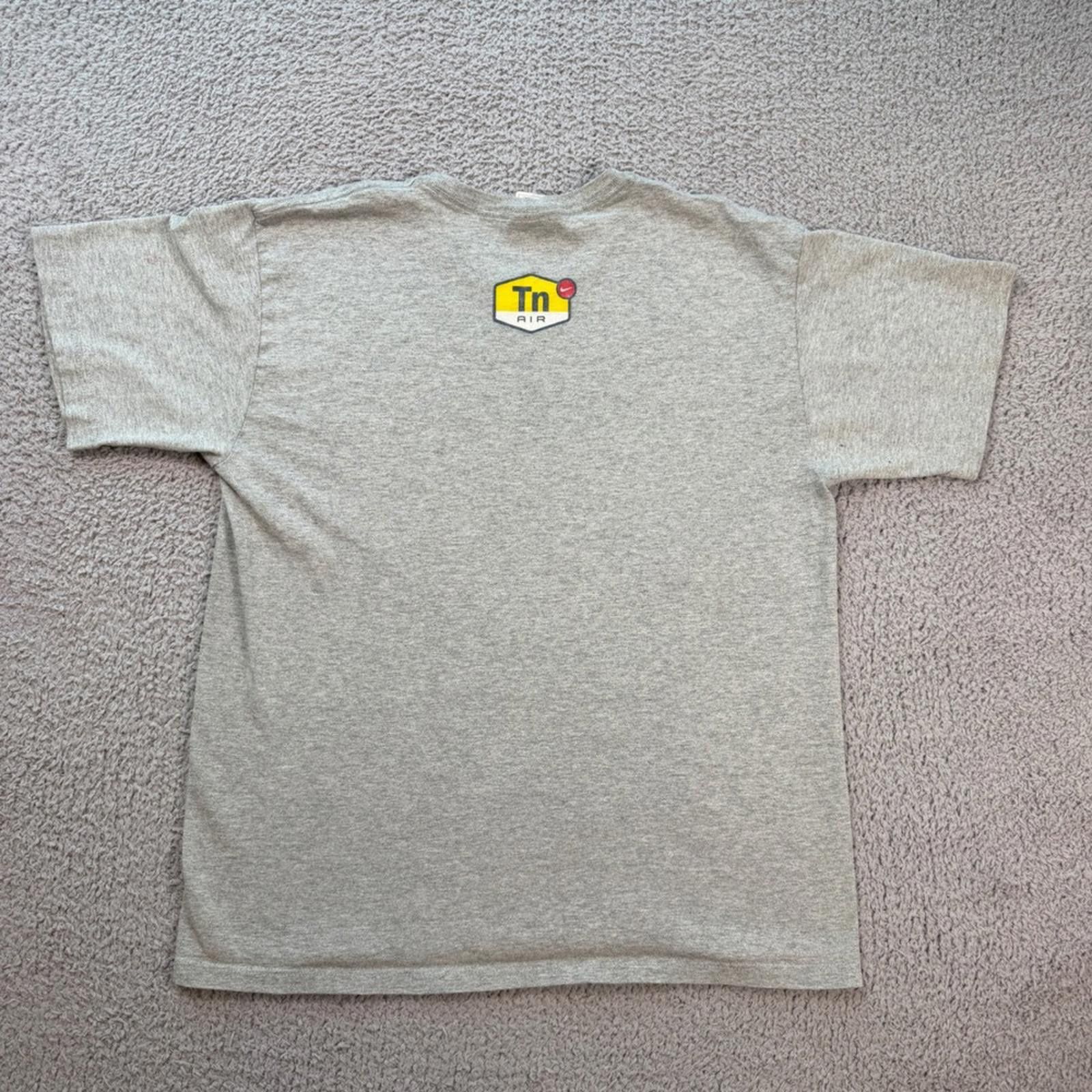 Nike Vintage Nike TN Air Max Plus T Shirt Gray Y2K Swoosh Logo Size US XL / EU 56 / 4 - 2 Thumbnail