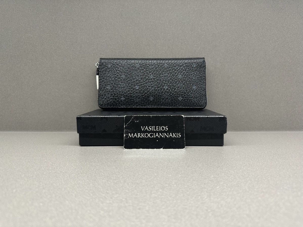 MCM MCM Visetos Large Zip Around Wallet Black Size ONE SIZE - 1 Thumbnail