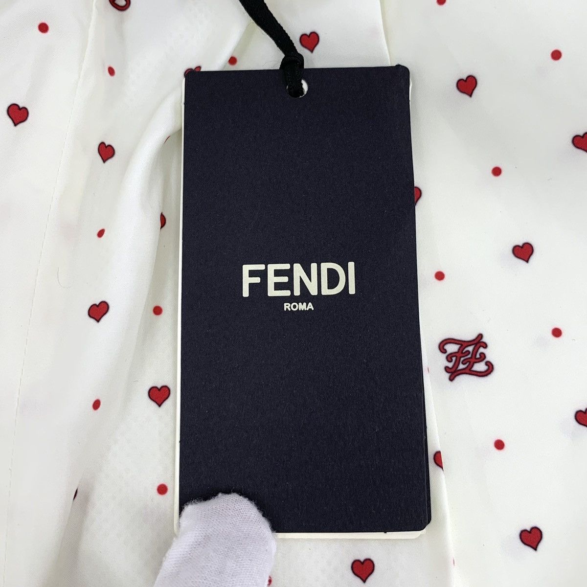 Fendi Fendi Beige All-over Heart Printed Casual Shorts K26WX Size 27" / US 4 / IT 40 - 6 Thumbnail
