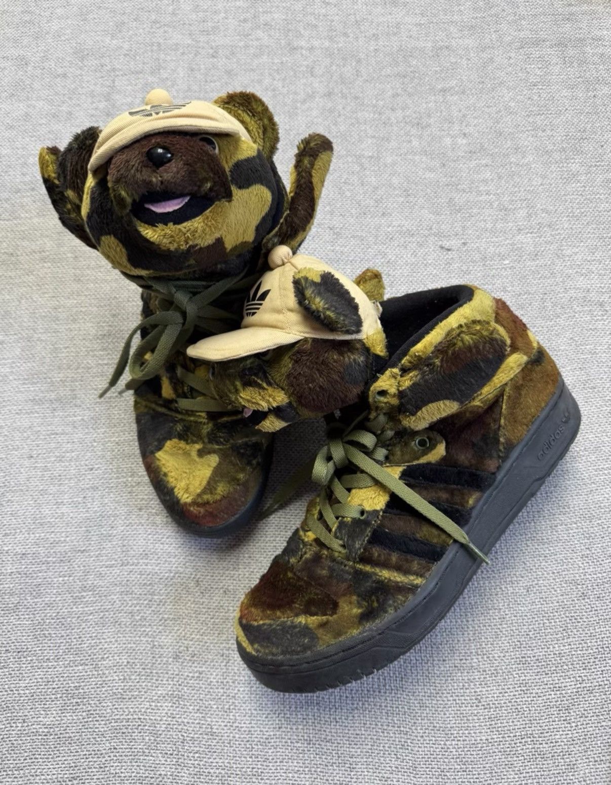 Adidas Adidas Jeremy Scott Wings Bear camouflage bear design K37 Size US 9.5 / EU 42-43 - 1 Thumbnail