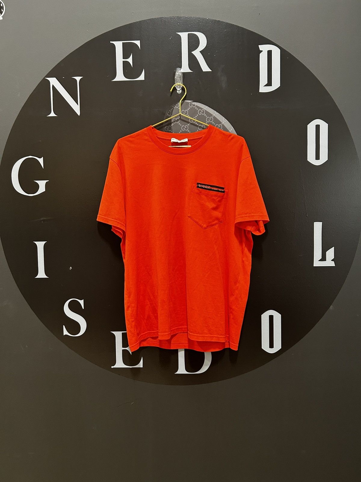 Givenchy Tee Size Medium