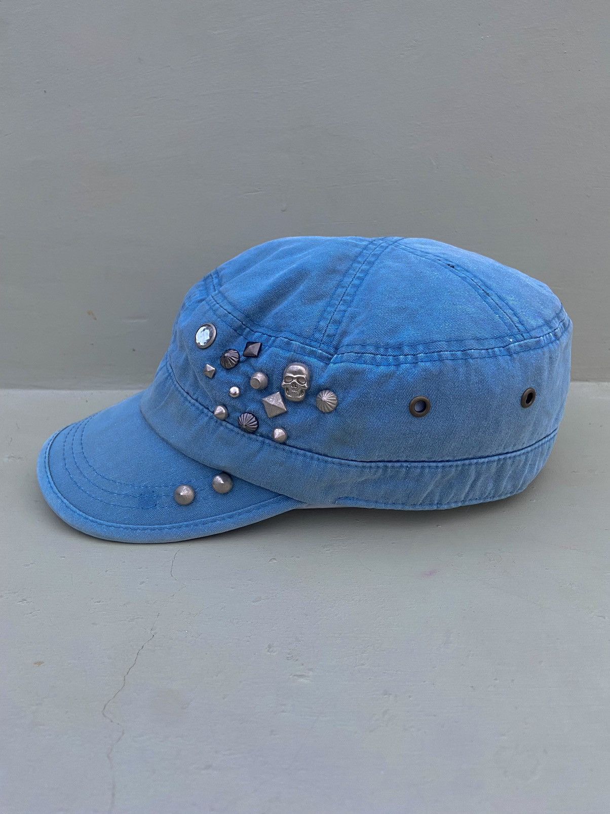 If Six Was Nine 2000s punk skull studded ifsix patrol hat Size ONE SIZE - 1 Thumbnail