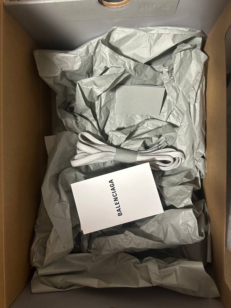 Balenciaga Balenciaga Cargo white 42 Size US 9 / EU 42 - 2 Thumbnail