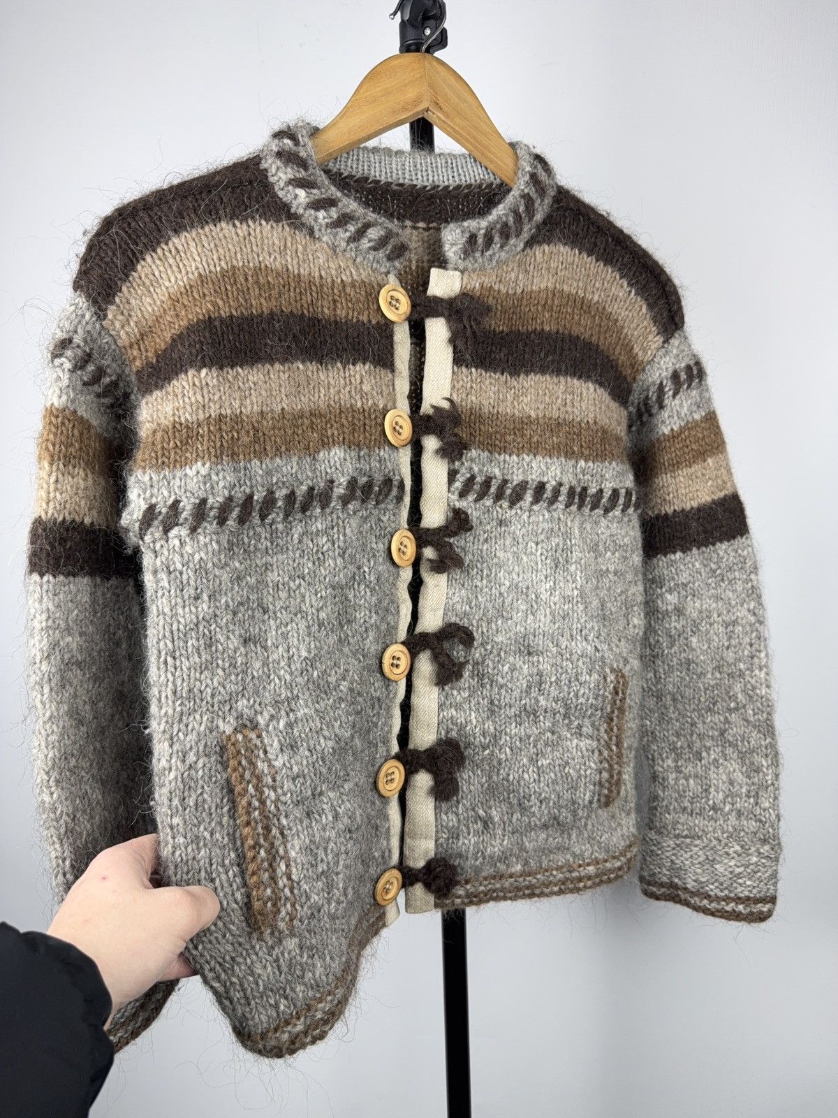 Japanese Brand Retro Vntg 90s Norwegian Hand Knit Wool Cardigan Dale Style Size S / US 4 / IT 40 - 2 Thumbnail
