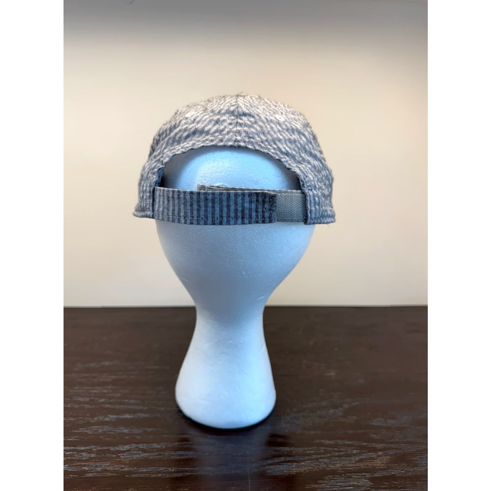Vintage VINTAGE Pukka Palos Verdes Country Club Women's Gray Seersucker Strapback Hat Baseball Cap Cotton Golf Size ONE SIZE - 4 Thumbnail