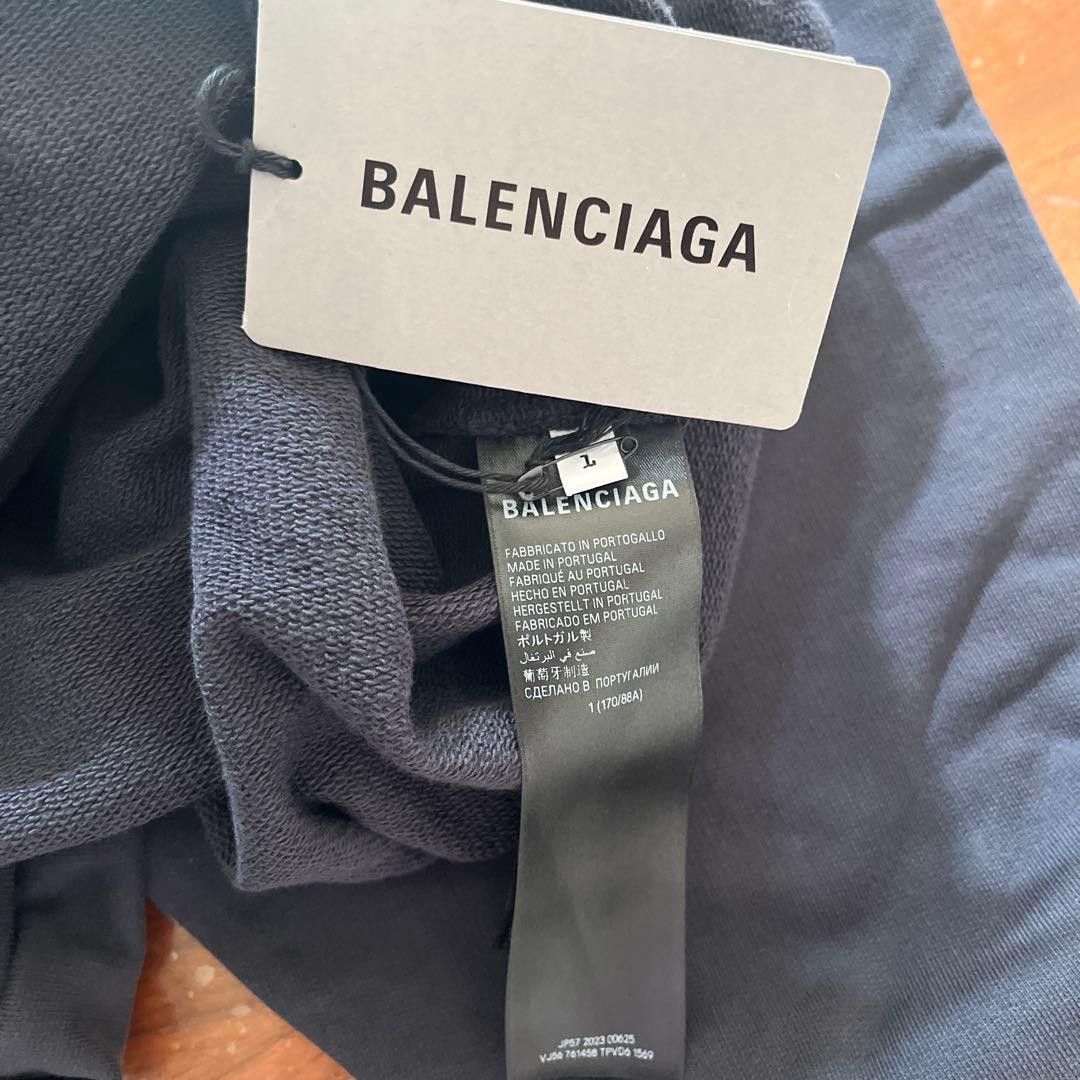 Balenciaga Balenciaga Be Kind hoodie BRAND NEW Size US S / EU 44-46 / 1 - 6 Thumbnail