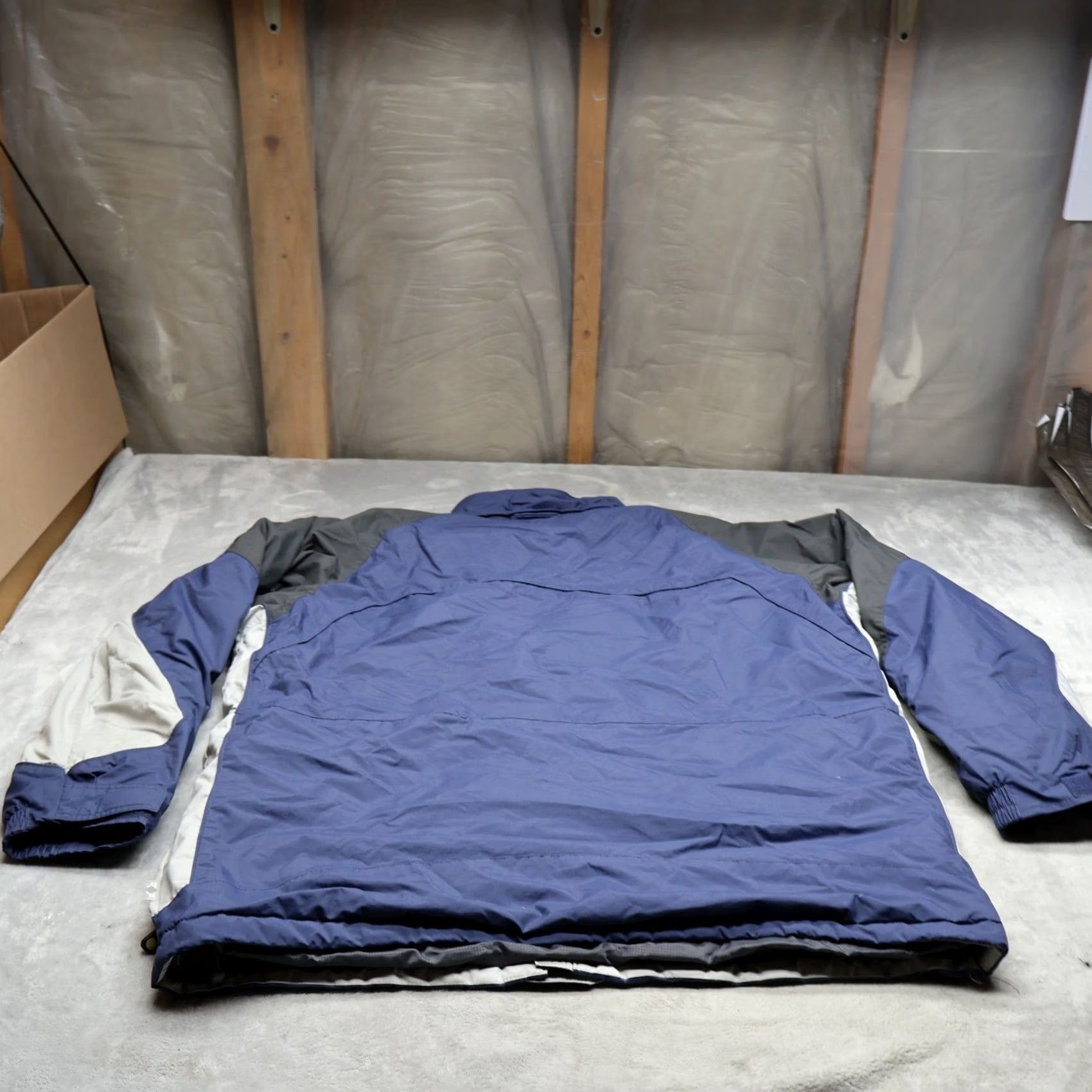 Vintage Columbia Jacket Mens XL Blue Full Zip Wind Rain Winter Fleece Lined Parka Outdoor Casual Travel Sportswear Regular Size Size US XL / EU 56 / 4 - 5 Thumbnail