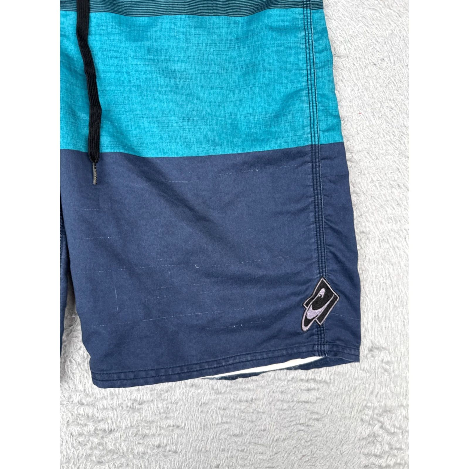 O'Neill O'Neill Swim Trunks Bottom Men 34 Blue Red Cargo Pockets Striped Beach Surf 34x11 Mens Size US 34 / EU 50 - 2 Thumbnail