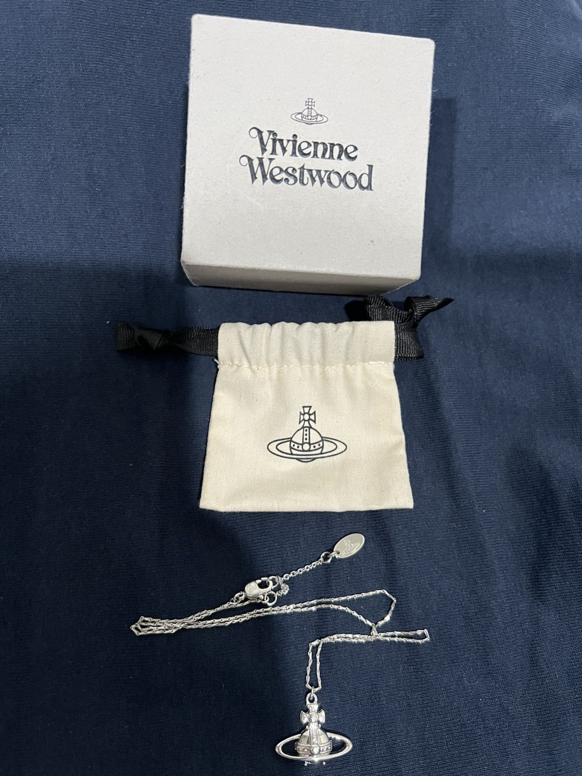 Vivienne Westwood Vivienne Westwood saturn orb pendant & necklace chain🪐 Size ONE SIZE - 2 Thumbnail
