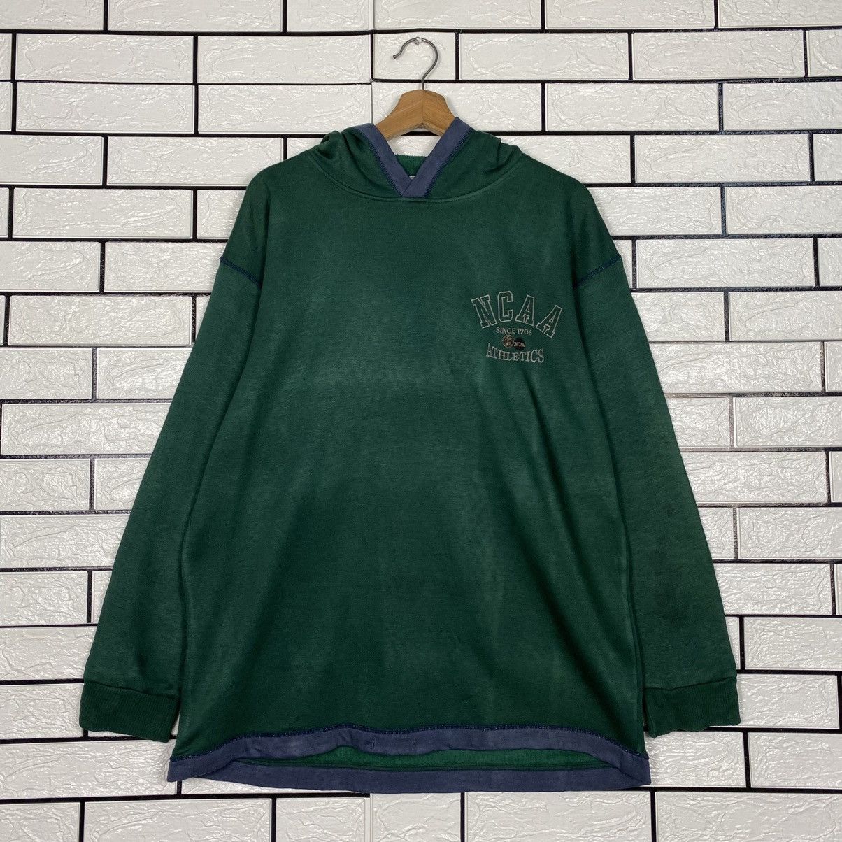 Japanese Brand 📌Vintage Hoodie Pull Over NCAA Big Logo Sportswear Size US L / EU 52-54 / 3 - 12 Thumbnail