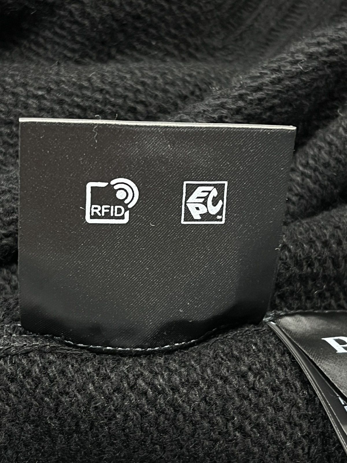 Prada LOGO KNIT JUMPER Size US M / EU 48-50 / 2 - 7 Thumbnail