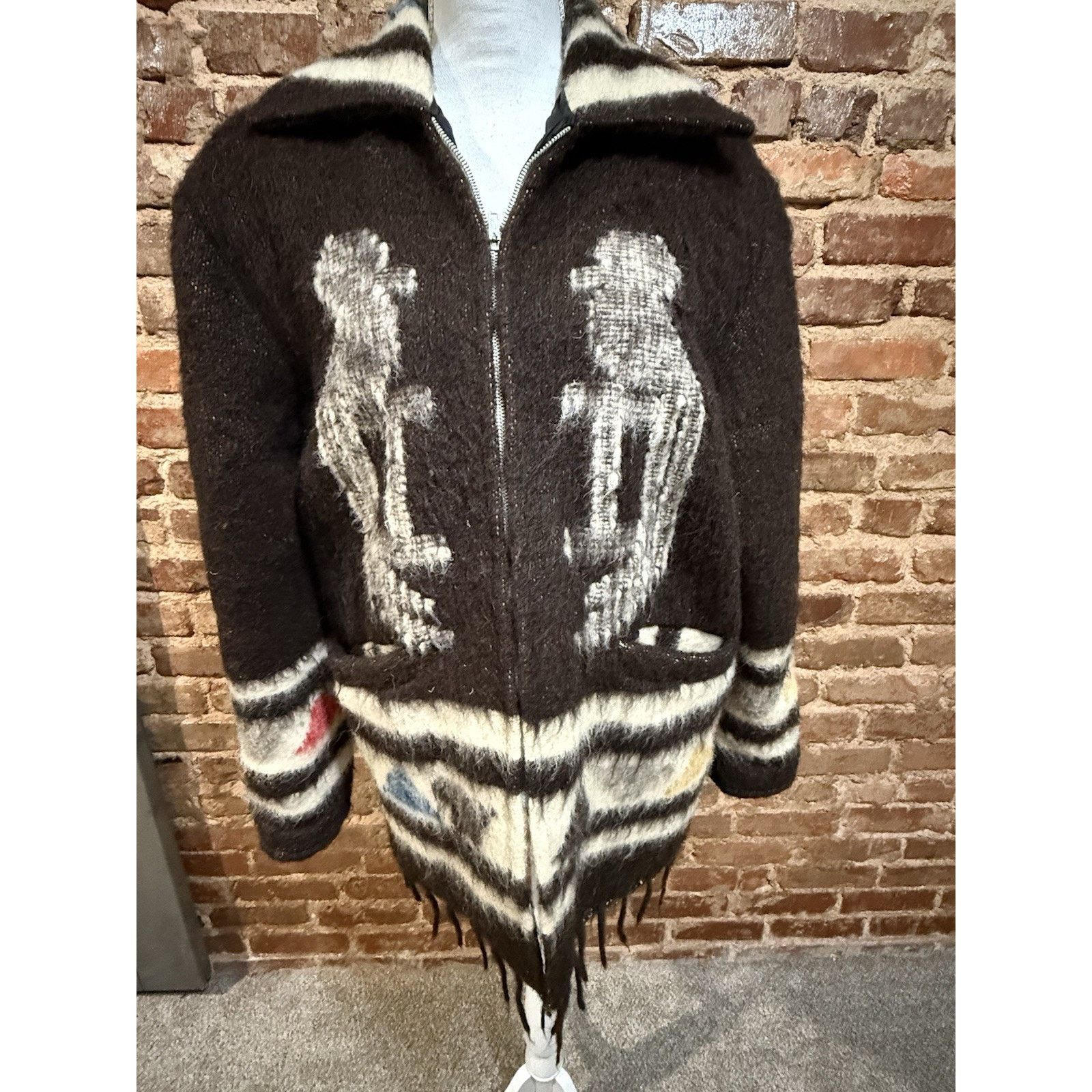 VINTAGE Cowichan Mens XL Brown Jacket Wool Mohair Fringe
