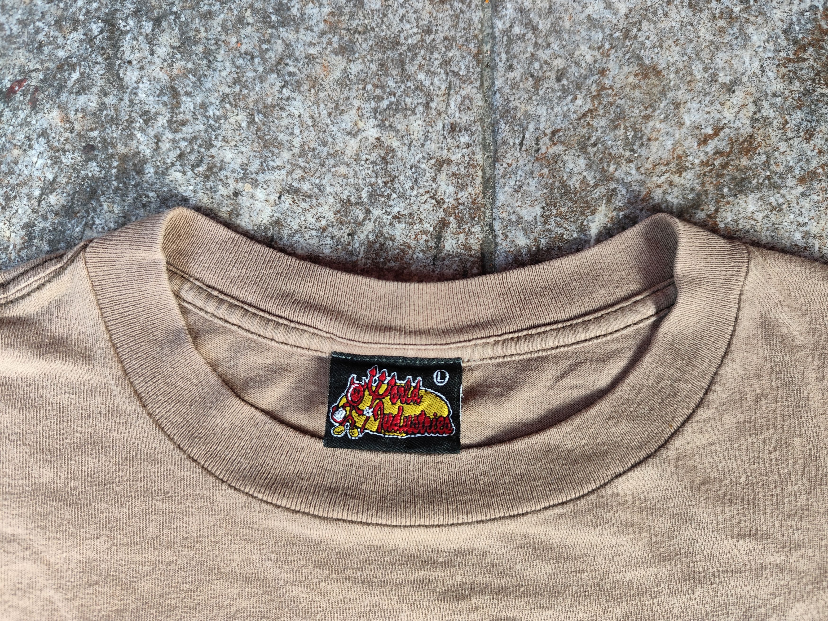 World Industries Vintage 90s t shirt world industries Size US M / EU 48-50 / 2 - 3 Thumbnail