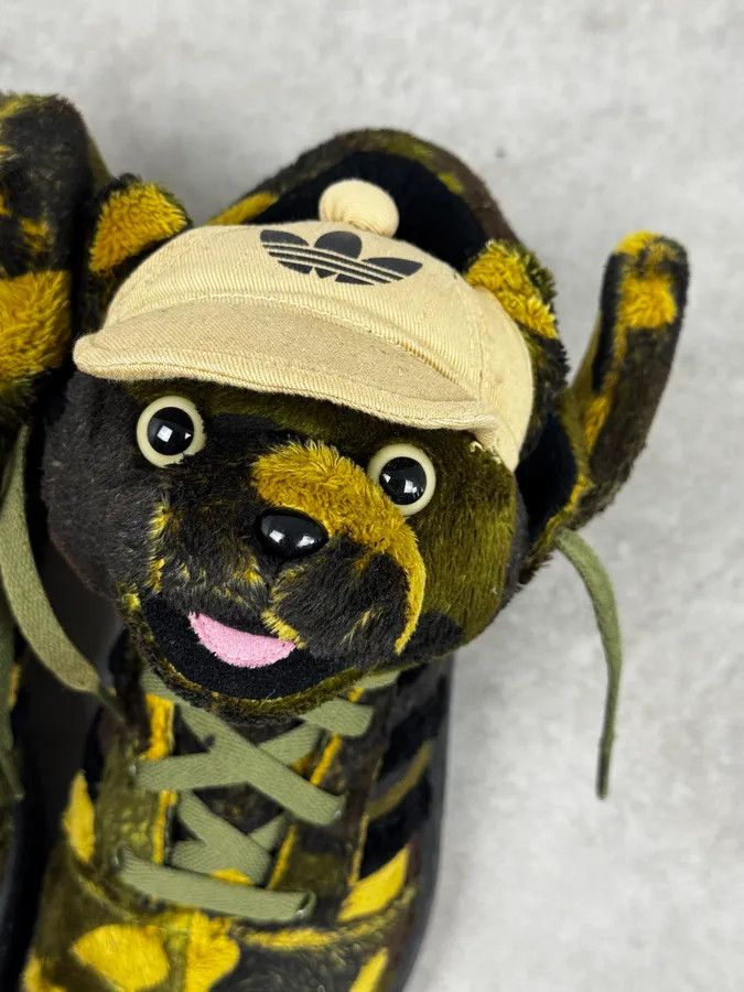 Adidas FW2013 Adidas x Jeremy Scott Khaki Plush Camo Bear Sneakers Size US 9 / EU 42 - 3 Thumbnail