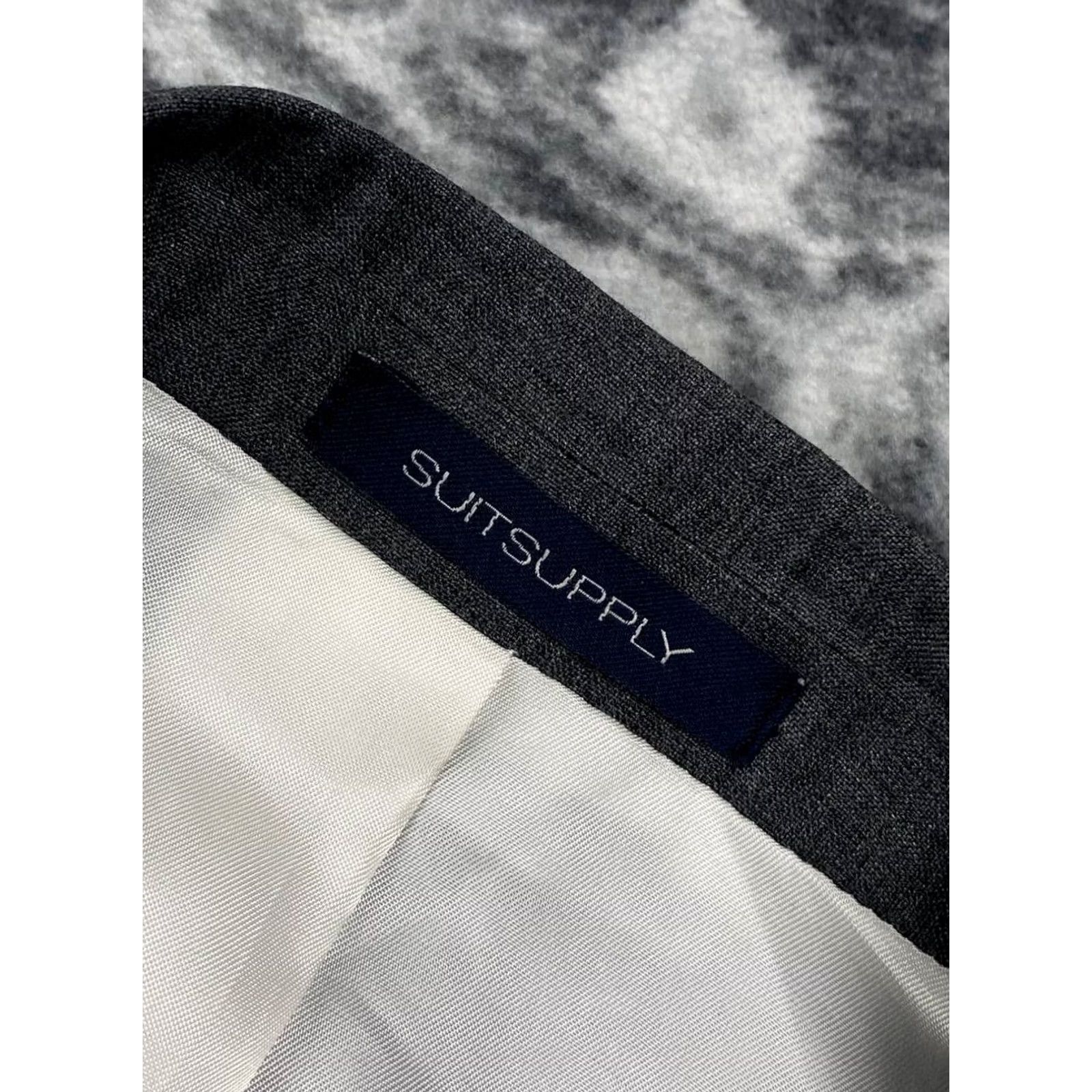 Suitsupply Suitsupply Blazer Men Size 48 Gray Single-Breasted Wool 2 Piece Jacket Coat Vintage No? (Note: If "Not Vintage" ensure no question marks) Size 48R - 5 Thumbnail