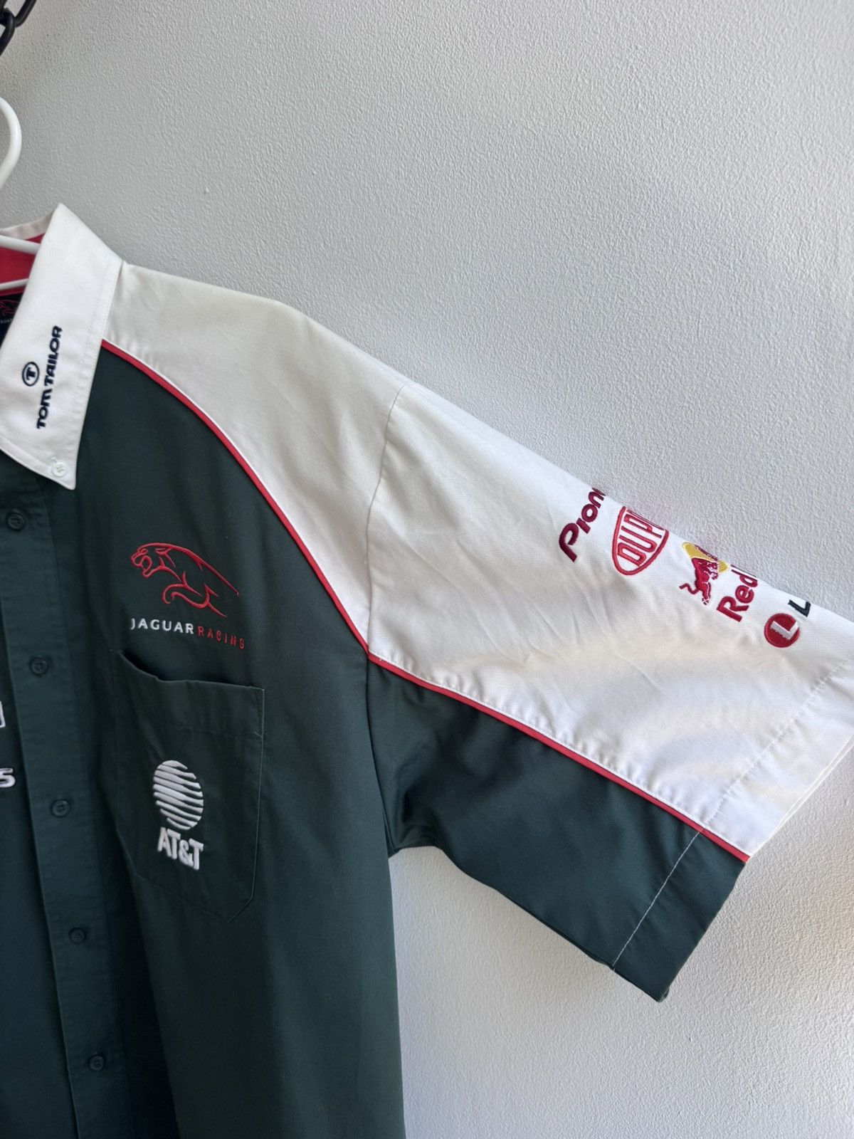 Formula 1 Jaguar Racing 2003 HSBC Formula 1 F1 Racing Button Up Shirt Size US XXL / EU 58 / 5 - 14 Thumbnail