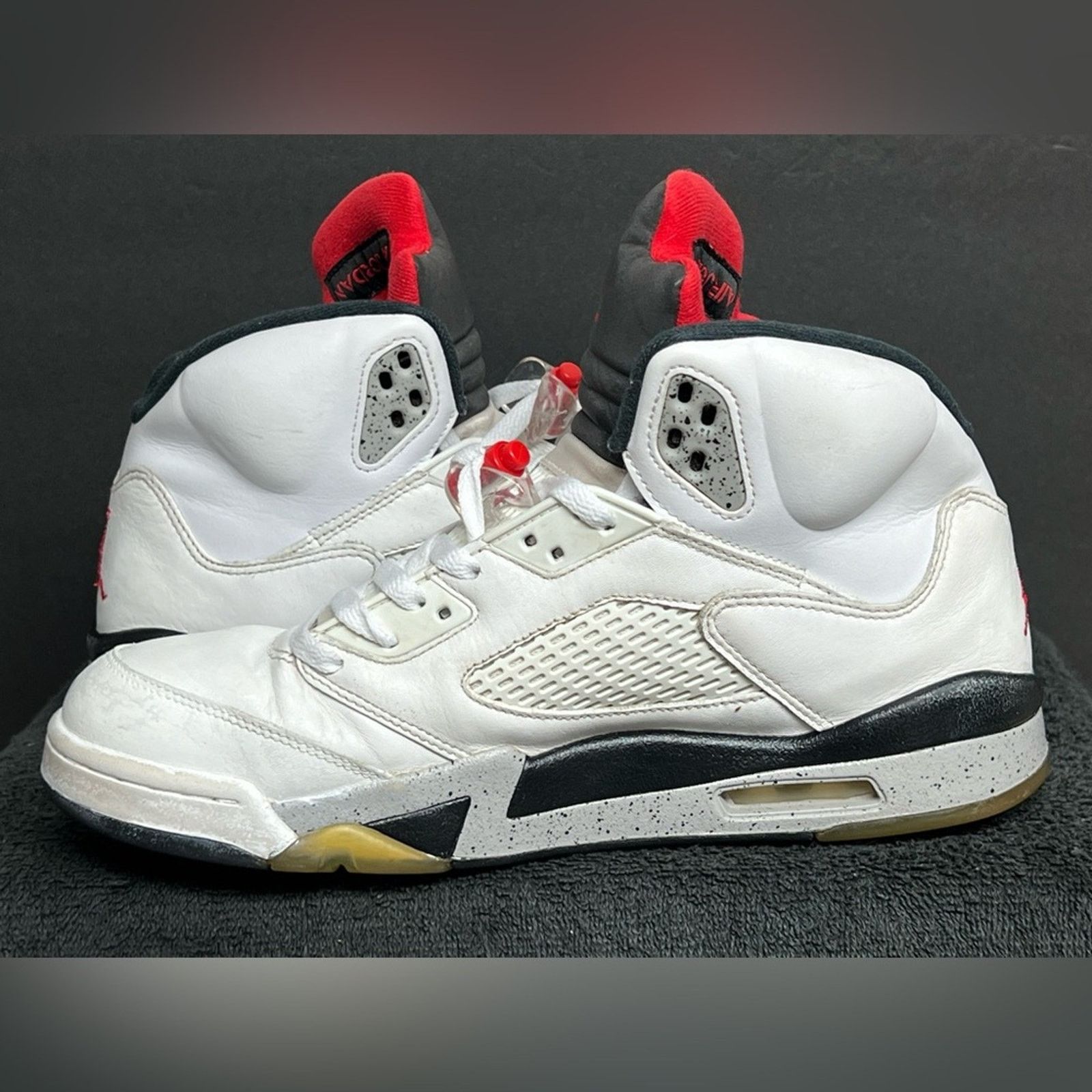 Jordan Brand Size 10 - Air Jordan 5 Retro White Cement Size US 10 / EU 43 - 7 Thumbnail