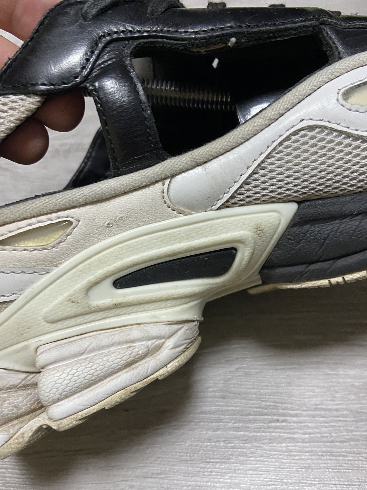 Adidas × Raf Simons Adidas Raf Simons Ozweego Replicant Black/Cream Size US 10 / EU 43 - 12 Thumbnail