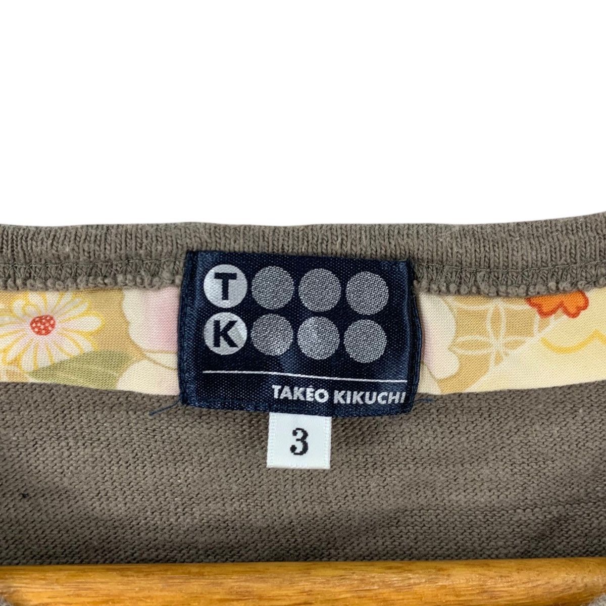 Takeo Kikuchi Vintage TAKEO KIKUCHI TK Japan Slub Floral Henley Tee Shirt Size M / US 6-8 / IT 42-44 - 4 Thumbnail