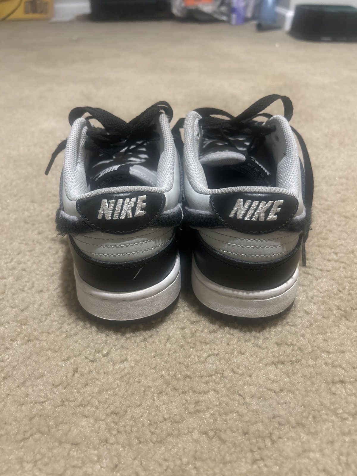 Nike Nike Dunk Low Chenille Swoosh Size US 9.5 / EU 42-43 - 4 Thumbnail