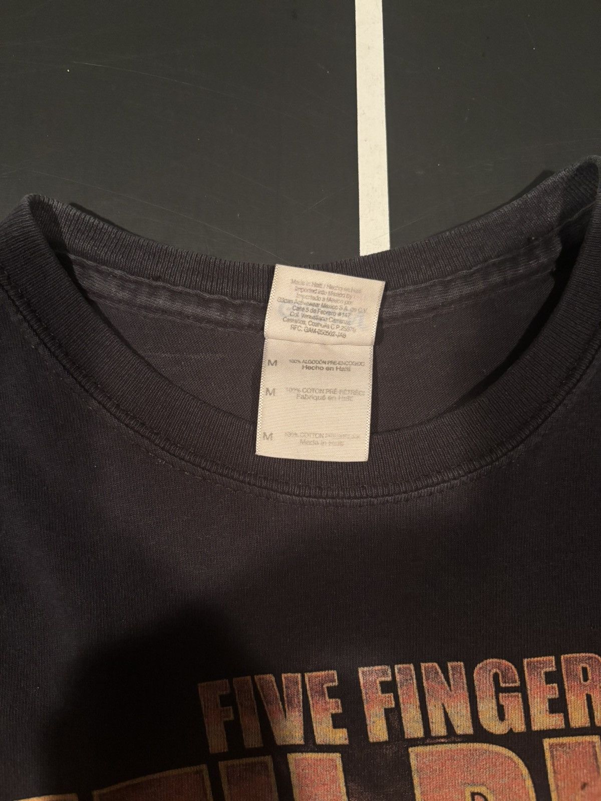 Band Tees Vintage Five Finger Death Punch Black Band T Shirt Size US M / EU 48-50 / 2 - 3 Thumbnail