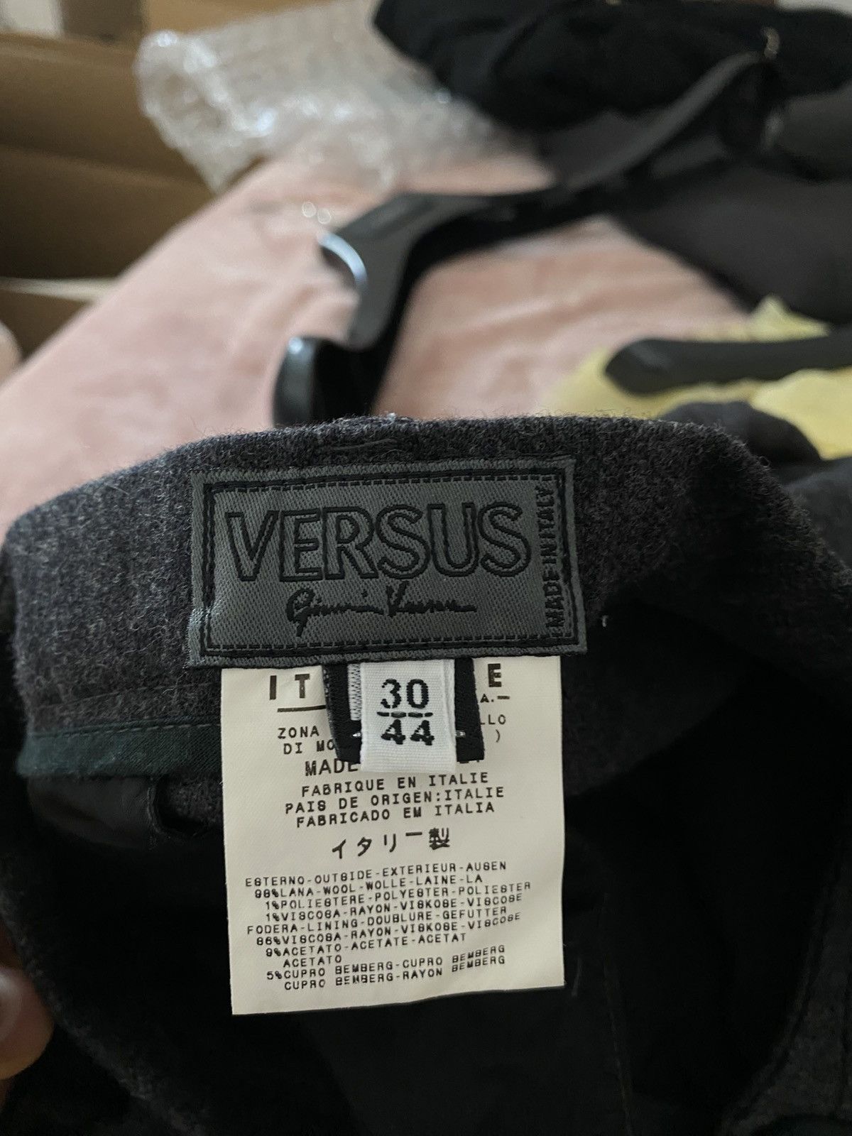 Versus Versace VERSUS Gianni Versace Suit Basic old money luxury designer Size S / US 4 / IT 40 - 16 Thumbnail