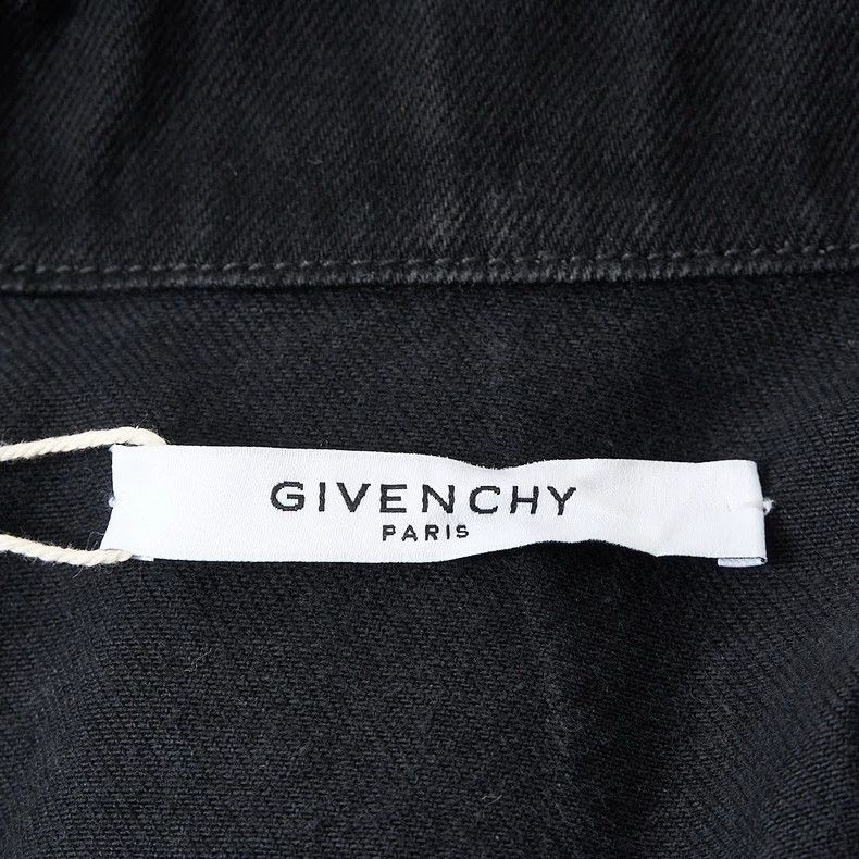 Givenchy Givenchy size 38 Heavy-duty studded denim jacket Size US M / EU 48-50 / 2 - 8 Thumbnail