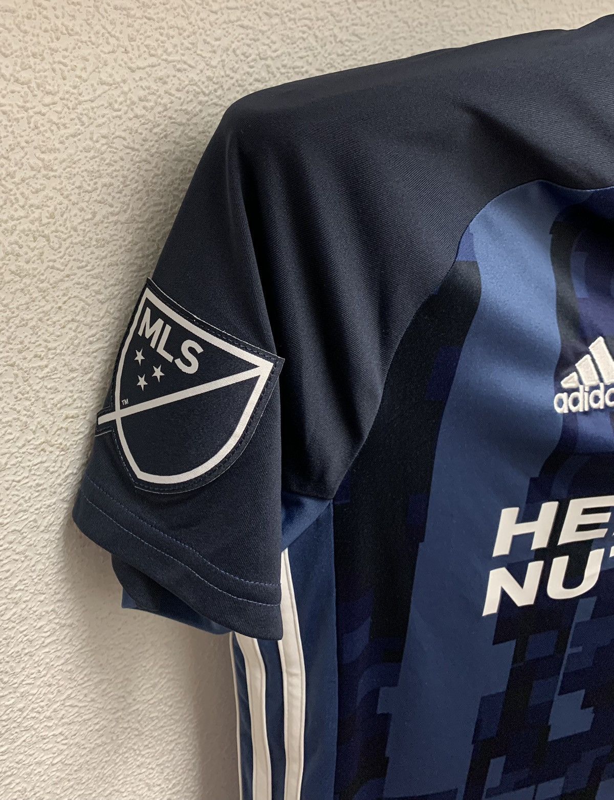 Adidas Adidas La Galaxy MLS soccer jersey M sz Herbalife Size US M / EU 48-50 / 2 - 7 Thumbnail