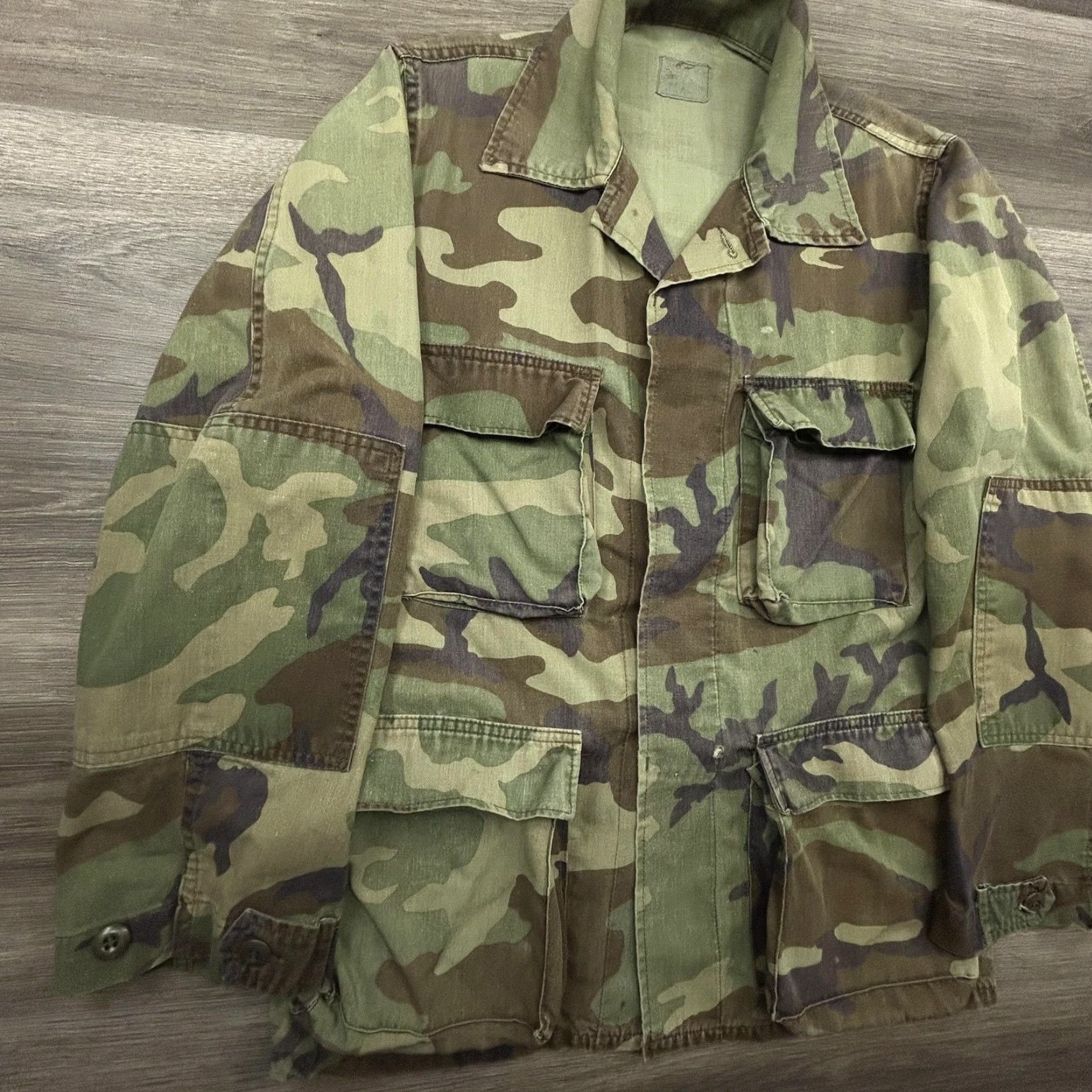 Vintage VINTAGE U.S. Military Jacket Mens M Green Woodland Camouflage Field Jacket Size US M / EU 48-50 / 2 - 3 Thumbnail