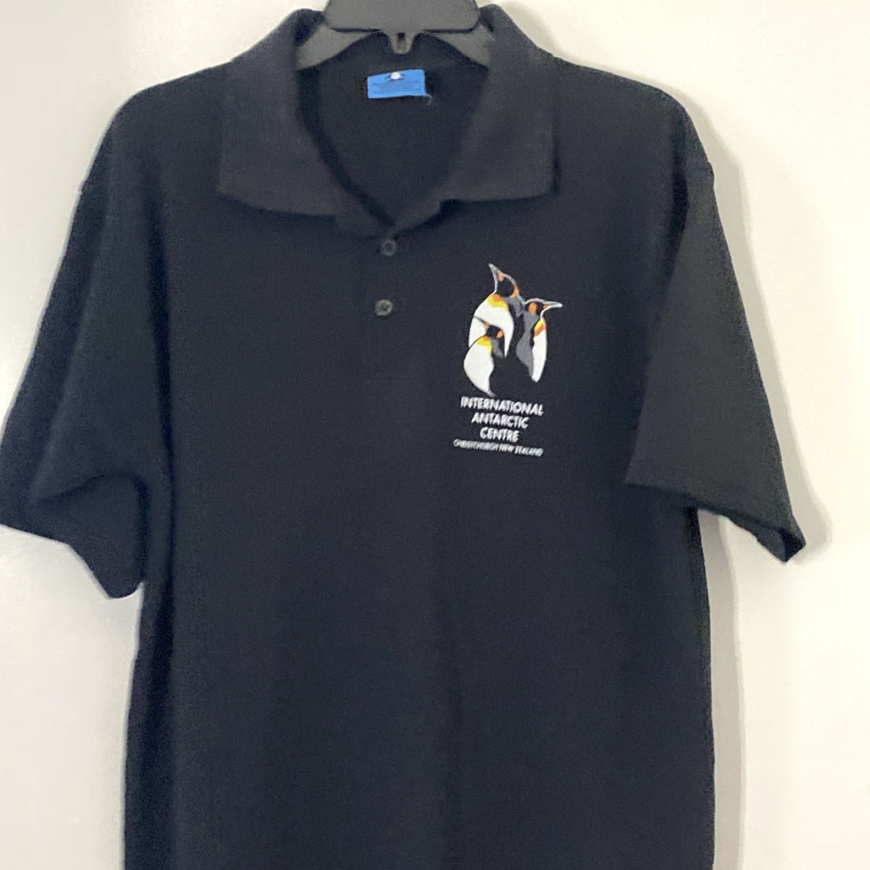 Vintage VINTAGE New Zealand Antarctic Polo Shirt L Black Embroidered Penguin Men Short Sleeve 90s Vintage T-Shirt Debut Example Size US L / EU 52-54 / 3 - 5 Thumbnail