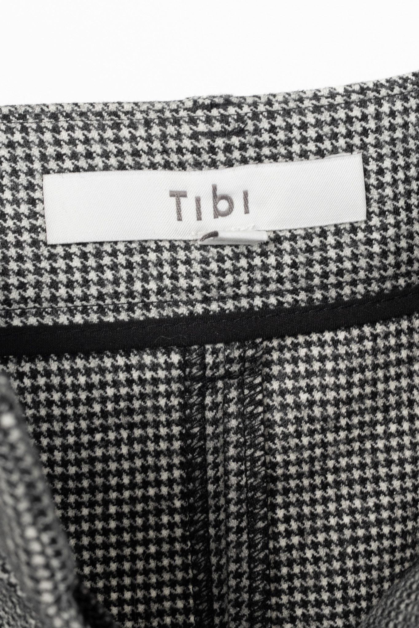 Tibi Tibi Black & Ivory Baby Houndstooth Slouch Skirt Size 27" / US 4 / IT 40 - 10 Thumbnail