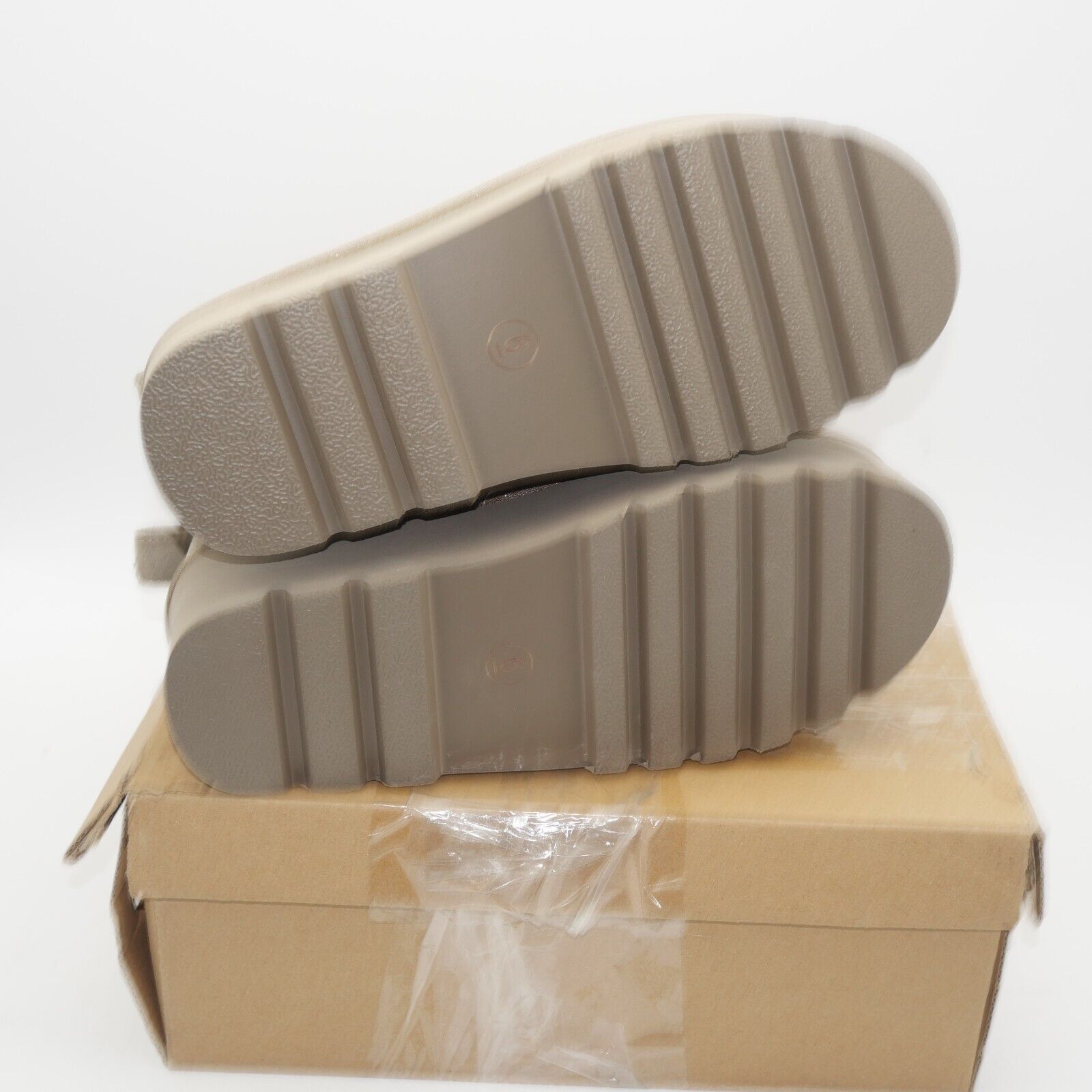 Other NEW Project Cloud Huggy Women's 6 Platform Suede Ankle Boots Size US 6 / IT 36 - 7 Thumbnail