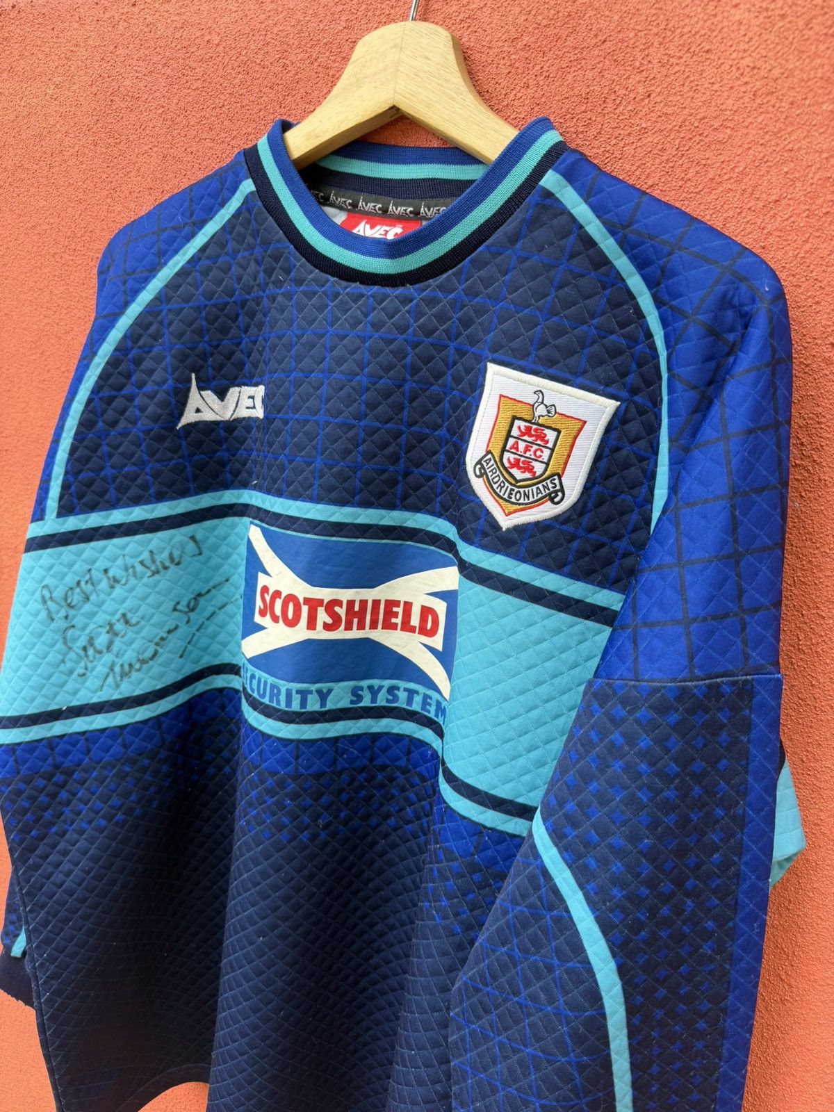 Errea Matchworn Airdrieonians FC Goalkeeper Size US XXL / EU 58 / 5 - 3 Thumbnail