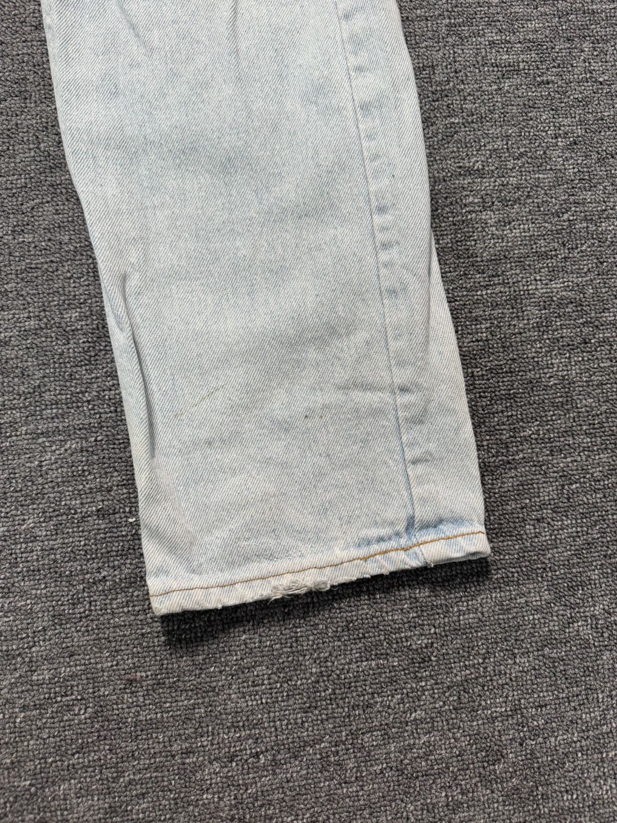 Levi's × Levi's Vintage Clothing Vintage 90s Levi’s 505 jeans Made in USA light W34 L32 Size US 34 / EU 50 - 9 Thumbnail