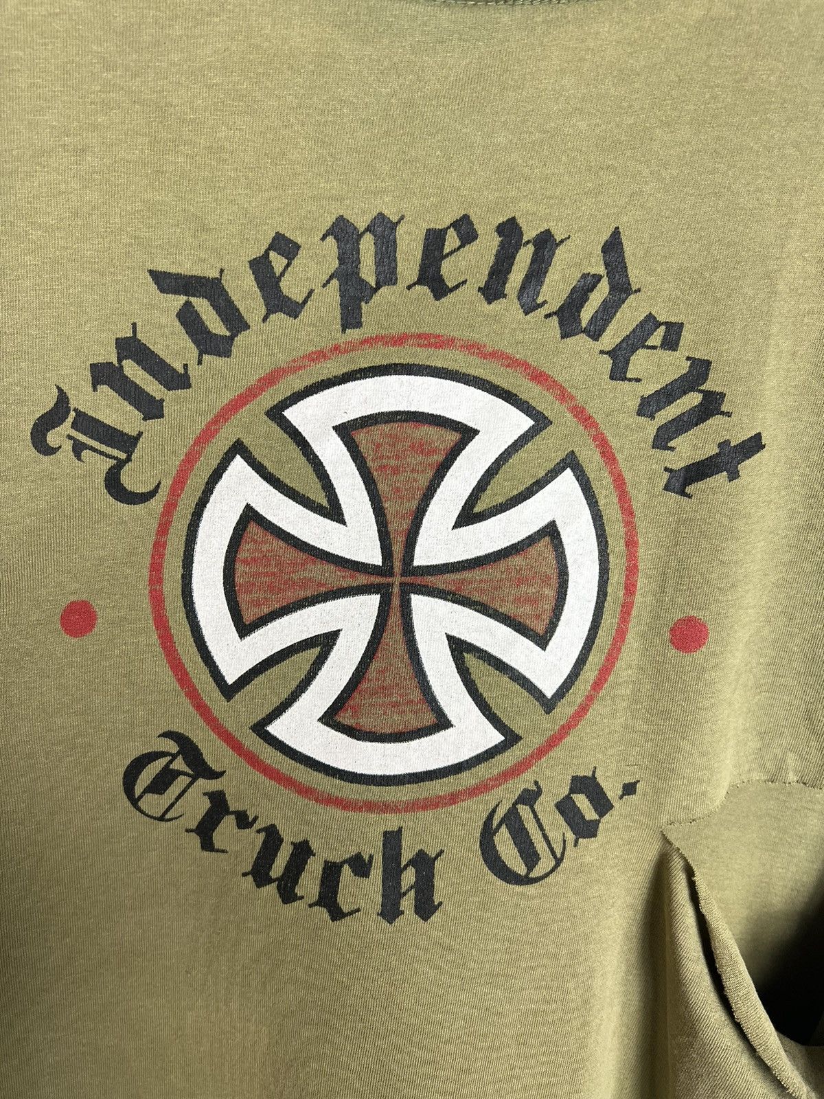 Independent Truck Co. Vintage Independent Truck Ko Big Logo Trashed Tee Sun Faded Size US M / EU 48-50 / 2 - 6 Thumbnail