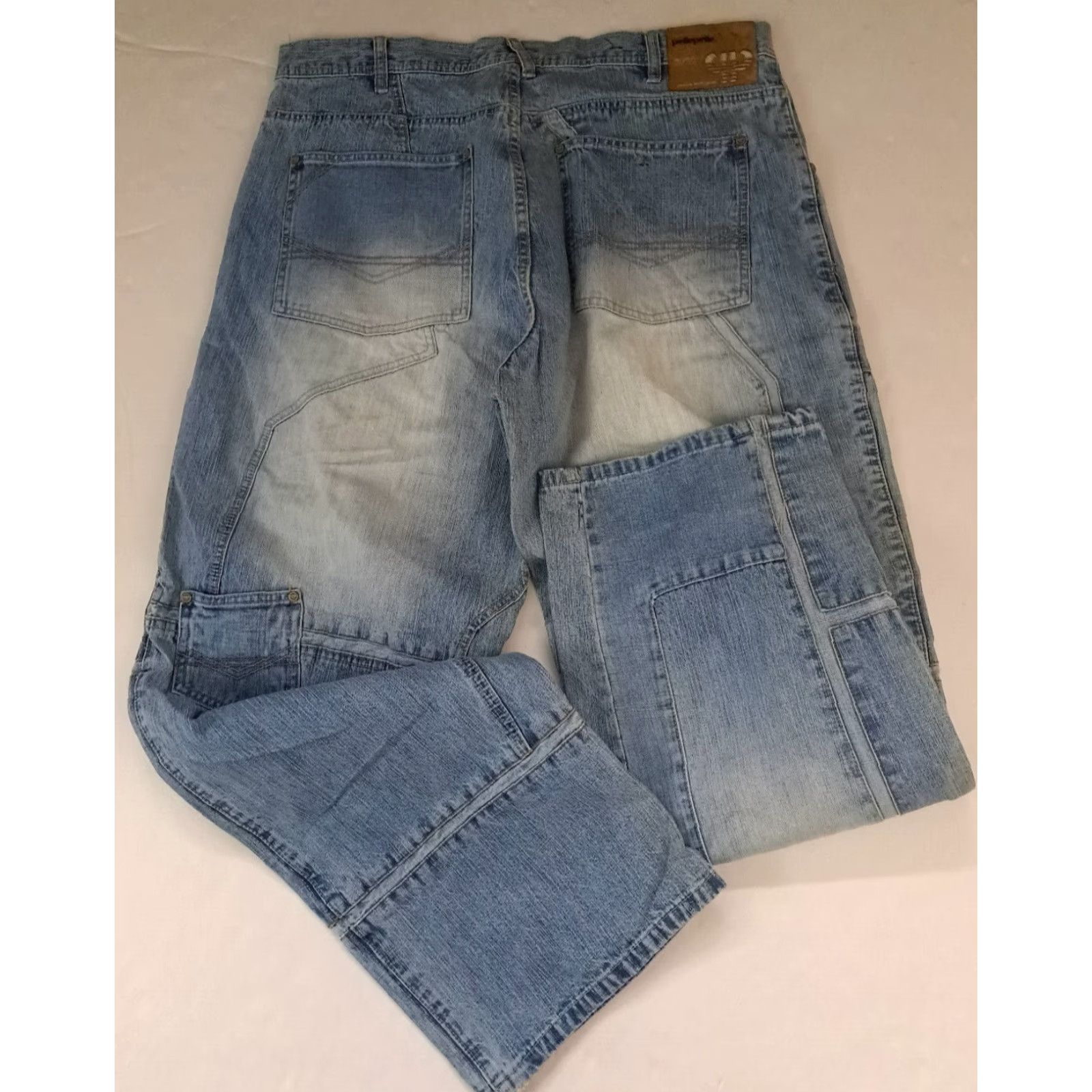 Pelle Pelle VINTAGE Pelle-Pelle Mens Pants Cargo Blue 40-34 Inseam 34 Jeans 38 Waiste 33 Inseam (Good Clean Condition) Size US 40 / EU 56 - 8 Thumbnail