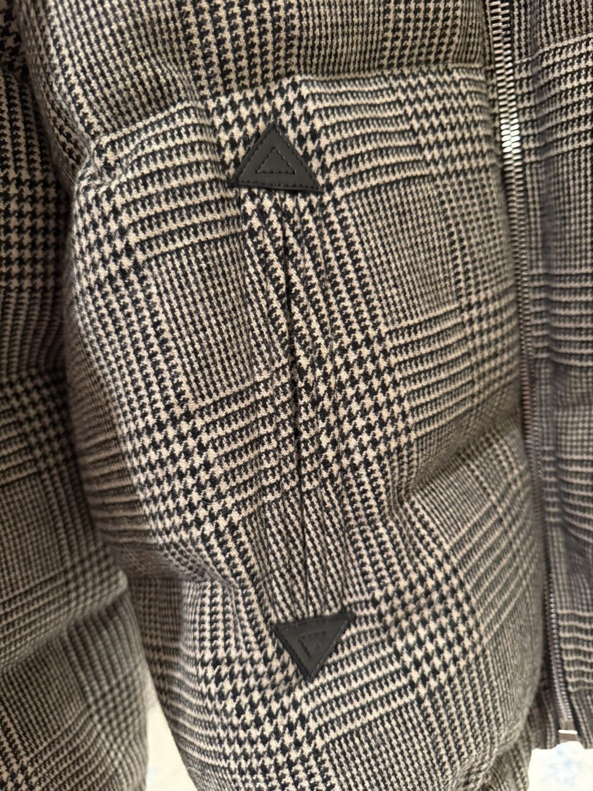 Celine $3.7k FW19 Celine Prince of Wales check leather puffa coat Size US M / EU 48-50 / 2 - 17 Thumbnail