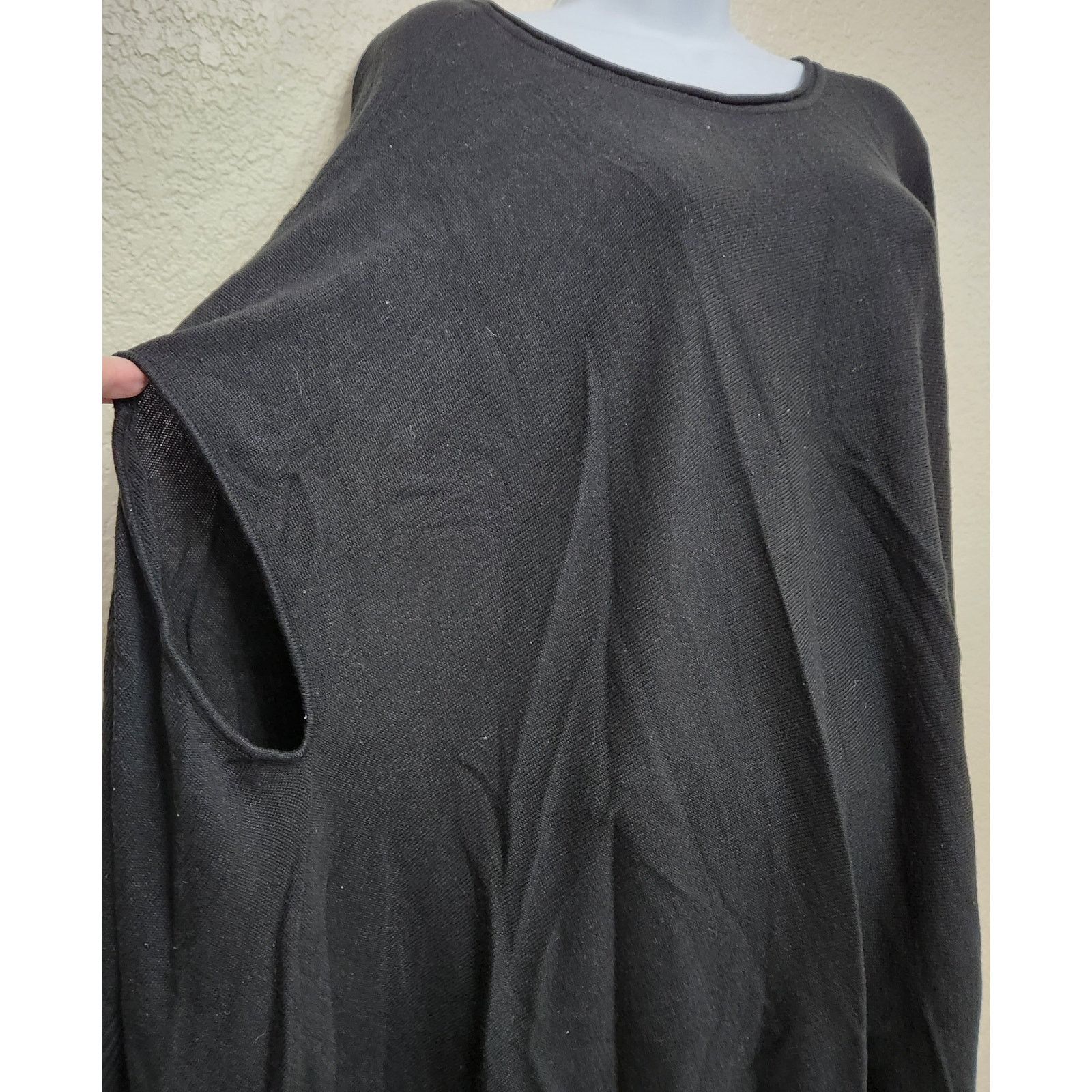 Other Cato Black Round Neck Poncho Sweater One Size Flowy Size ONE SIZE - 2 Thumbnail