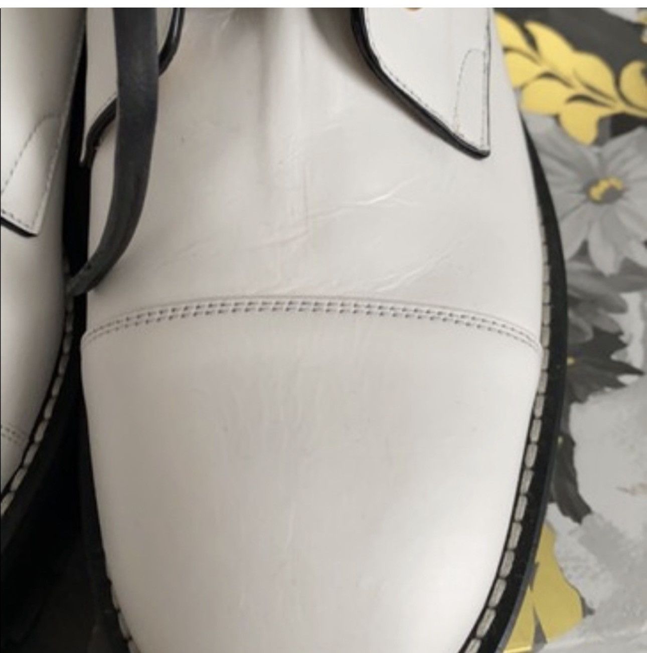 Stuart Weitzman Stuart Weitzman white leather "Lexy" combat boots Size US 7 / IT 37 - 6 Thumbnail