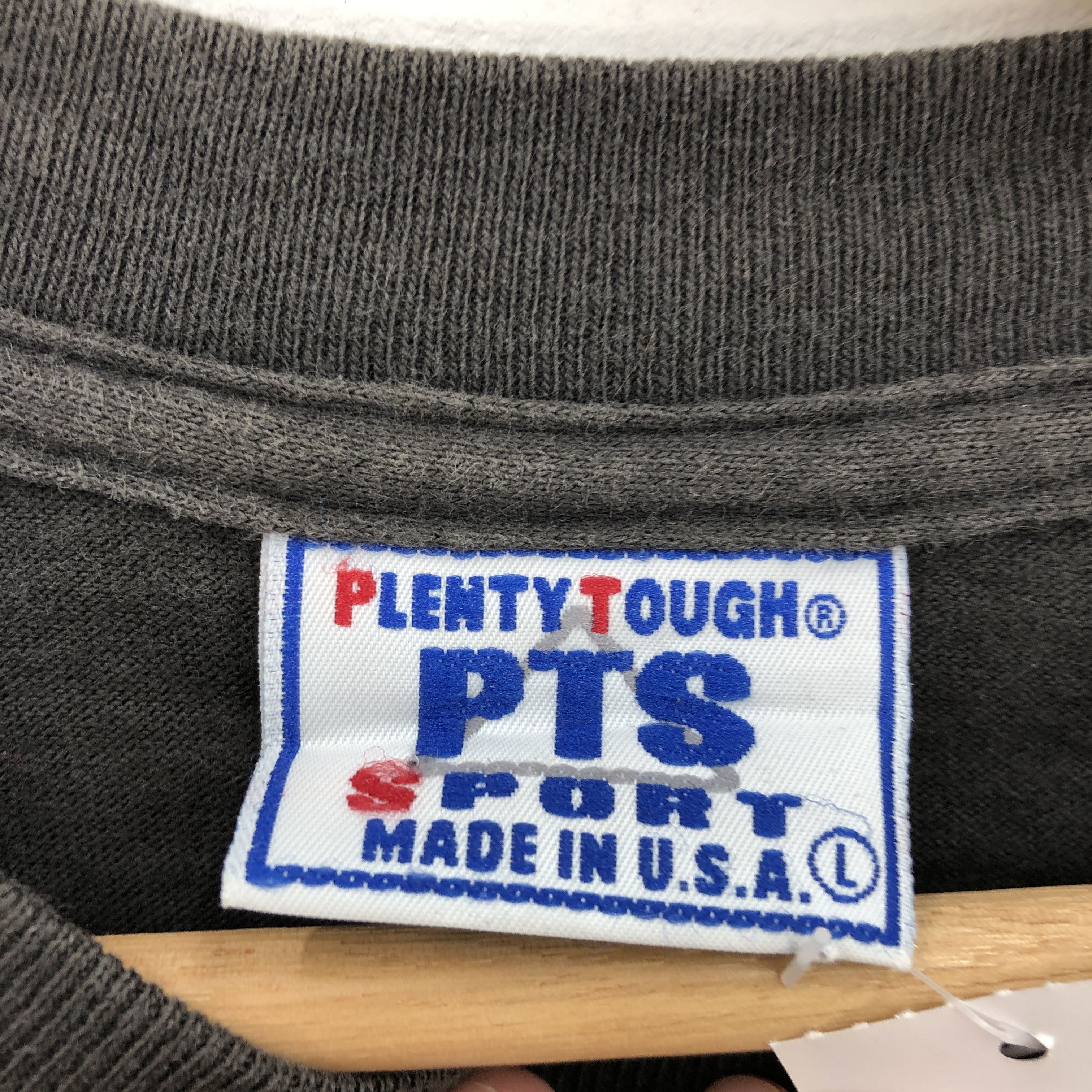 Vintage Vintage 90s Plenty Tough Sports T Shirt PTS Crewneck Tees Size US L / EU 52-54 / 3 - 5 Thumbnail