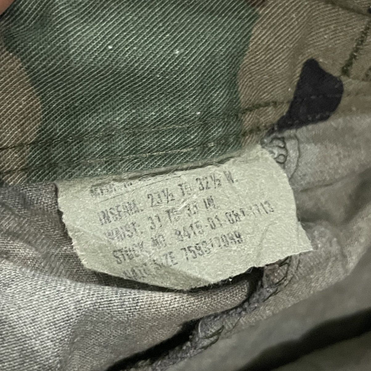 Vintage Vintage camo tactical pants Size US 33 - 5 Thumbnail