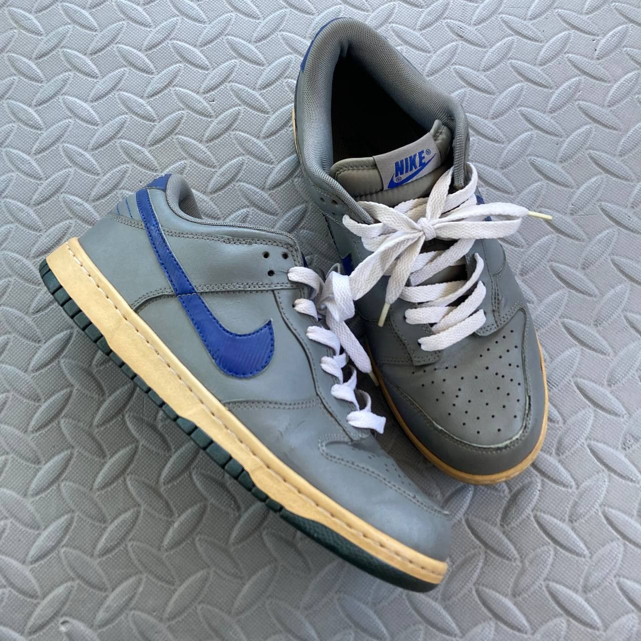 Nike 2012 ‘Cool Gray Royal’ Dunk Low Size US 9 / EU 42 - 1 Thumbnail
