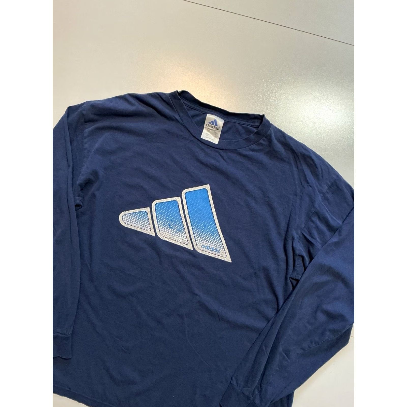 Adidas VINTAGE Adidas Classic Center Logo Blue L/S Graphic T-Shirt XL Mens 90s 2000s Size US XL / EU 56 / 4 - 3 Thumbnail