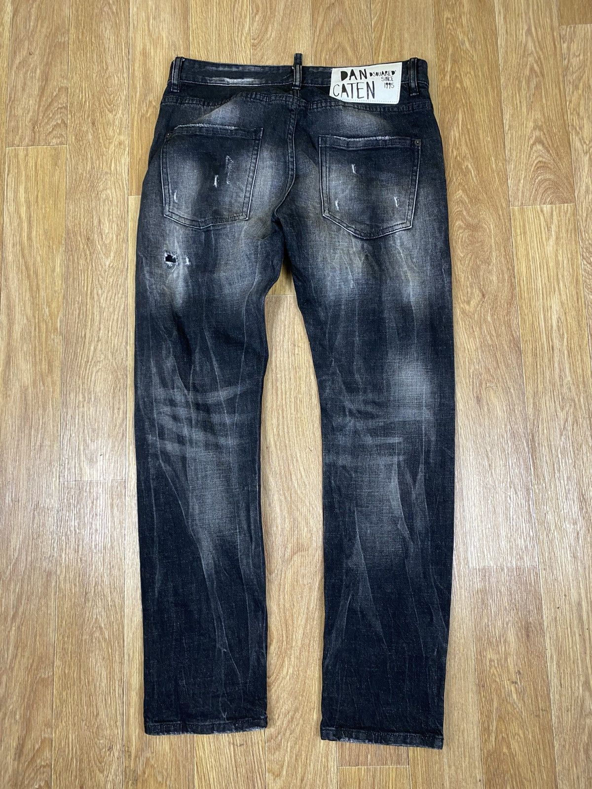 Dsquared2 Dsquared2 Classic Kenny Twist Black Distressed Jeans Size:32 Size US 32 / EU 48 - 8 Thumbnail