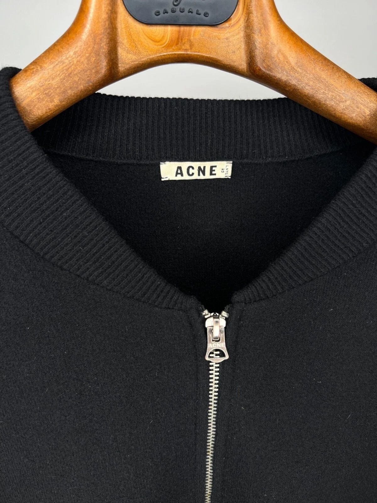 Acne Studios Acne Studios Olympia Black Merino Wool Agnora Bomber Jacket Size S / US 4 / IT 40 - 6 Thumbnail