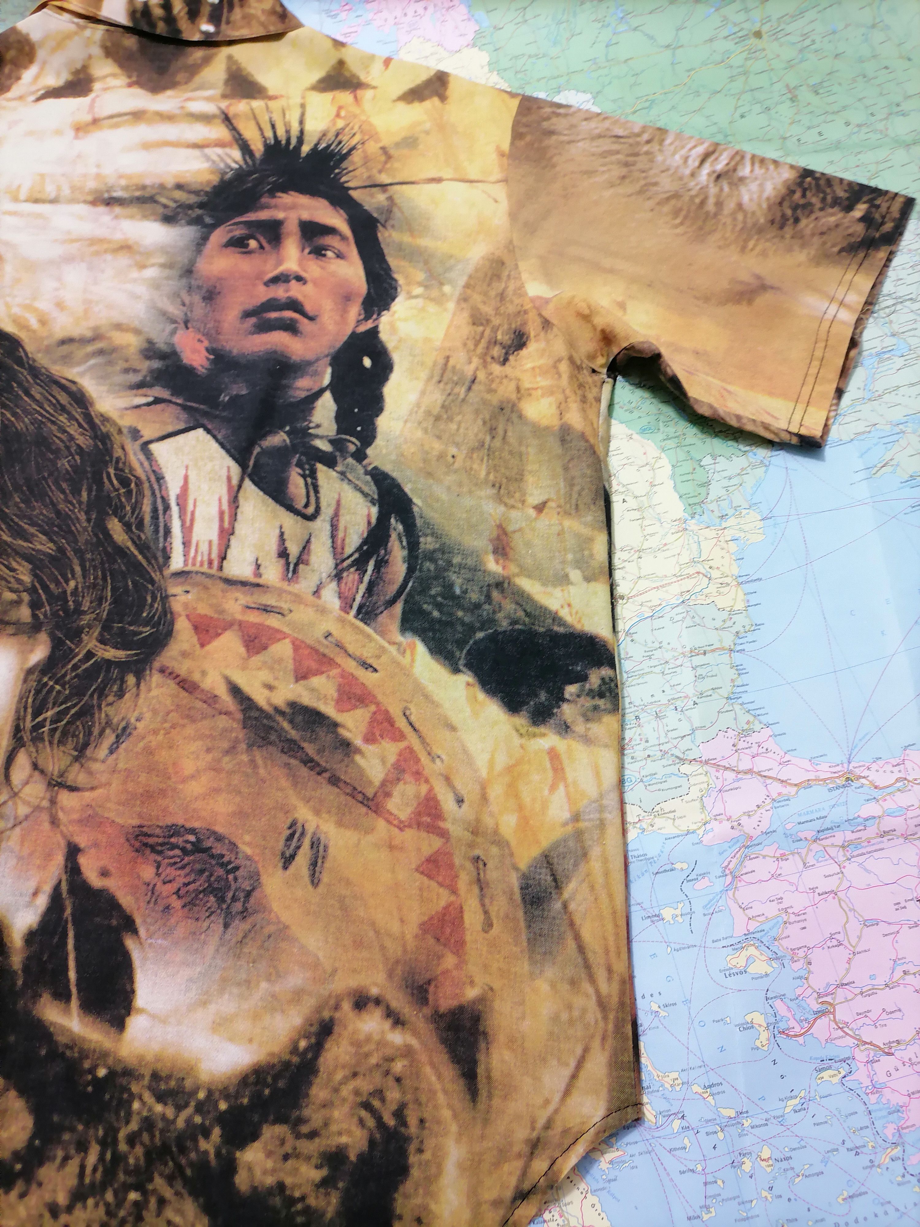 Vintage Vintage Shirt American Native , XL Italy 1992 Size US XL / EU 56 / 4 - 7 Thumbnail