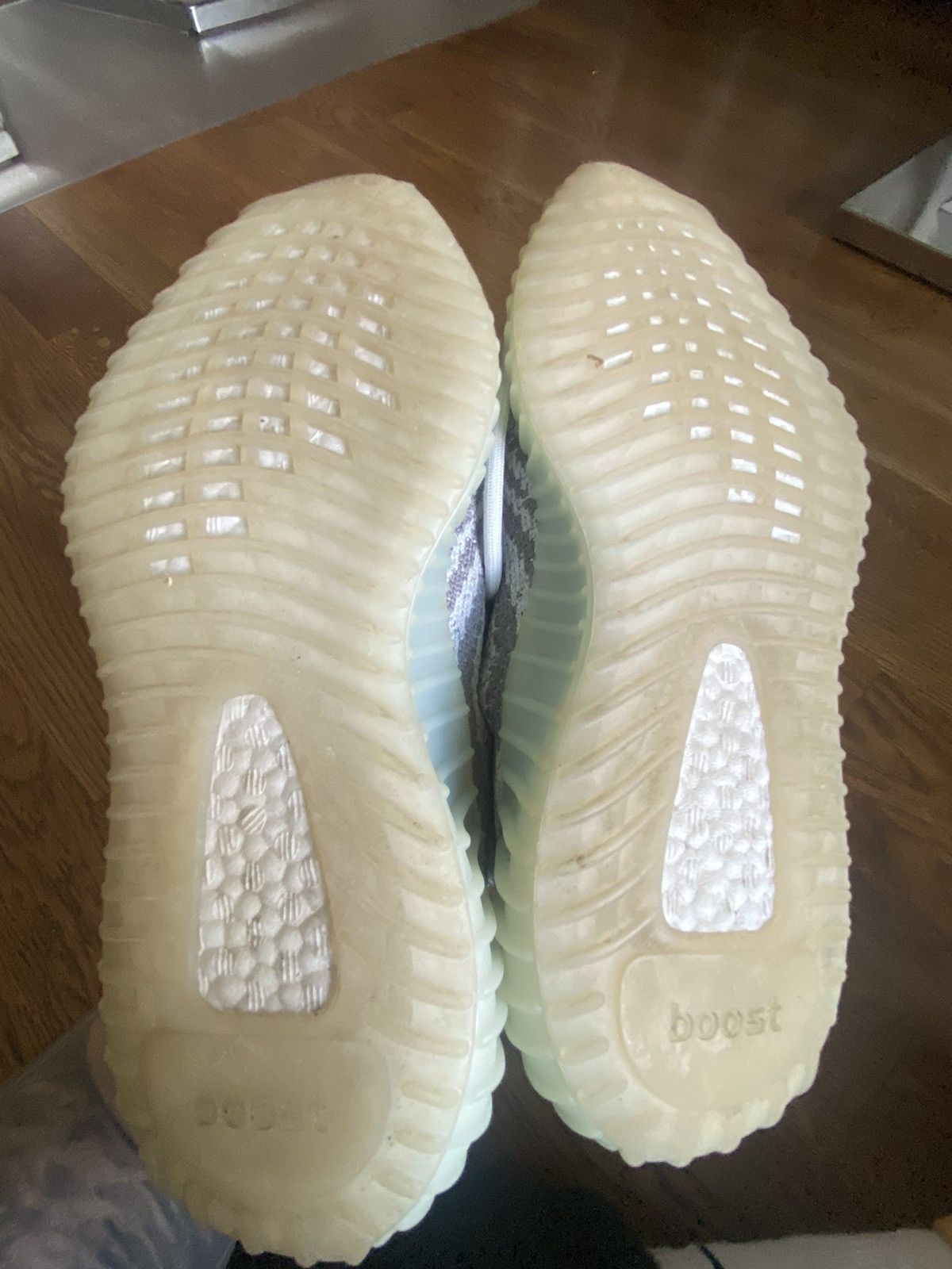Adidas × Kanye West adidas YEEZY BOOST 350v2 Blue Tint Size US 6 / EU 39 - 11 Thumbnail