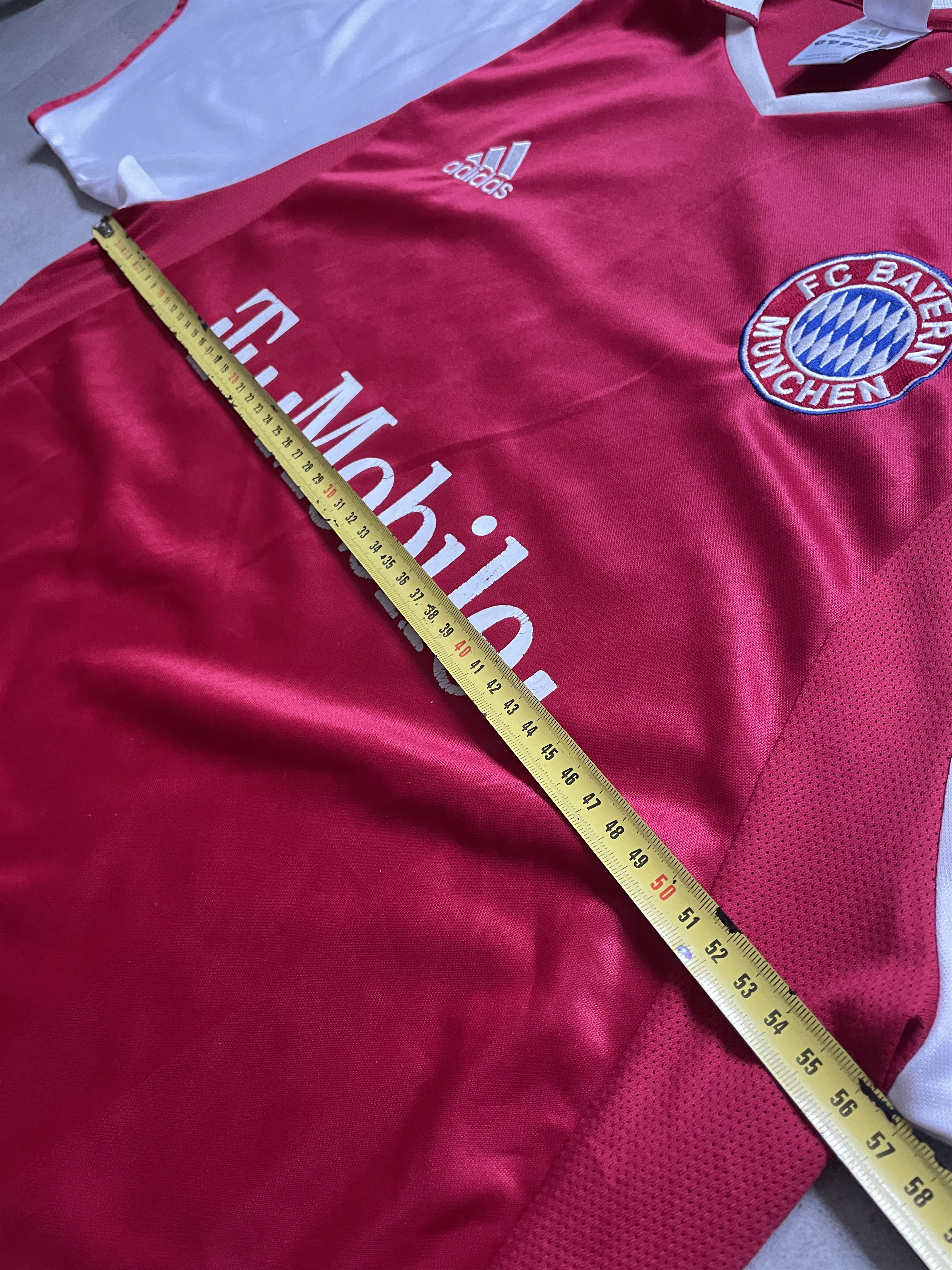 Adidas VINTAGE ADIDAS BAYERN MUNCHEN 2005 BLOKE SOCCER JERSEY Size US L / EU 52-54 / 3 - 8 Thumbnail
