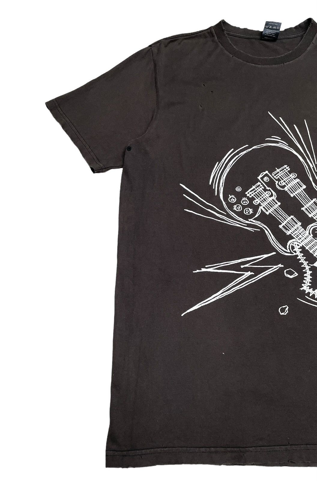 Number (N)ine Rare Design Vintage Number Nine Smashed Guitar T-shirt 2000s Size US XL / EU 56 / 4 - 5 Thumbnail