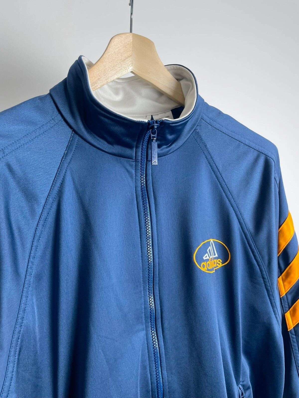 Adidas Mens Vintage Adidas Track Jacket size M Size US M / EU 48-50 / 2 - 2 Thumbnail